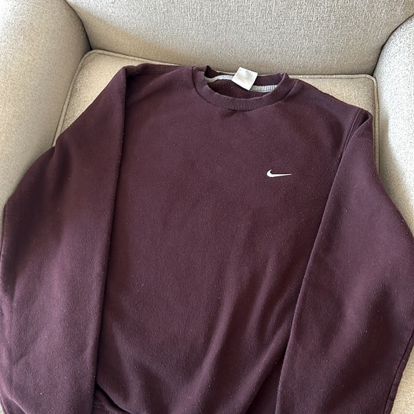 Nike Tops - nike crew neck